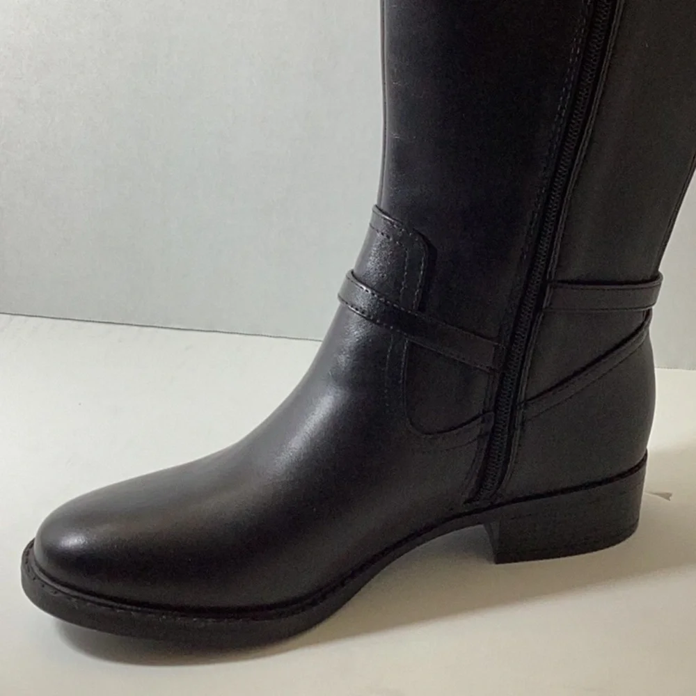 Easy Spirit Leigh (Women's) Size 7.5M.WC